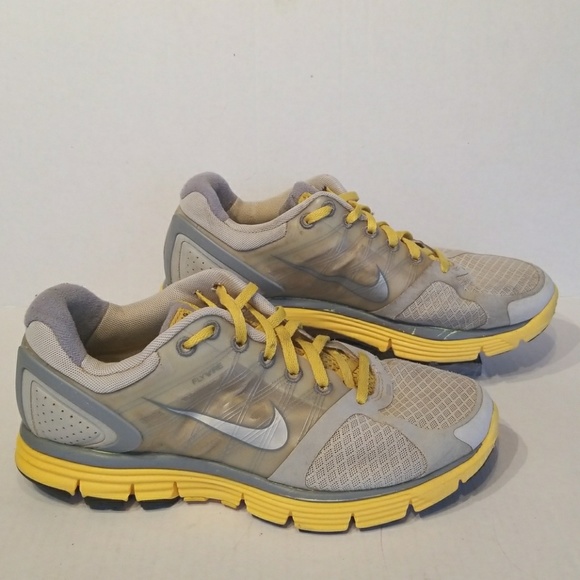 nike livestrong shoes